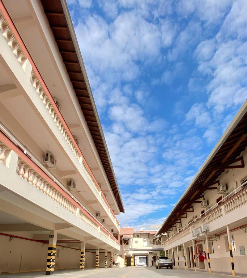 Hotel Garrafao - Rua Principal De โบยตูวา ภายนอก รูปภาพ