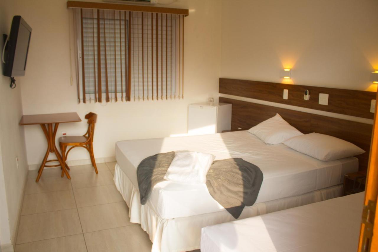 Hotel Garrafao - Rua Principal De โบยตูวา ภายนอก รูปภาพ