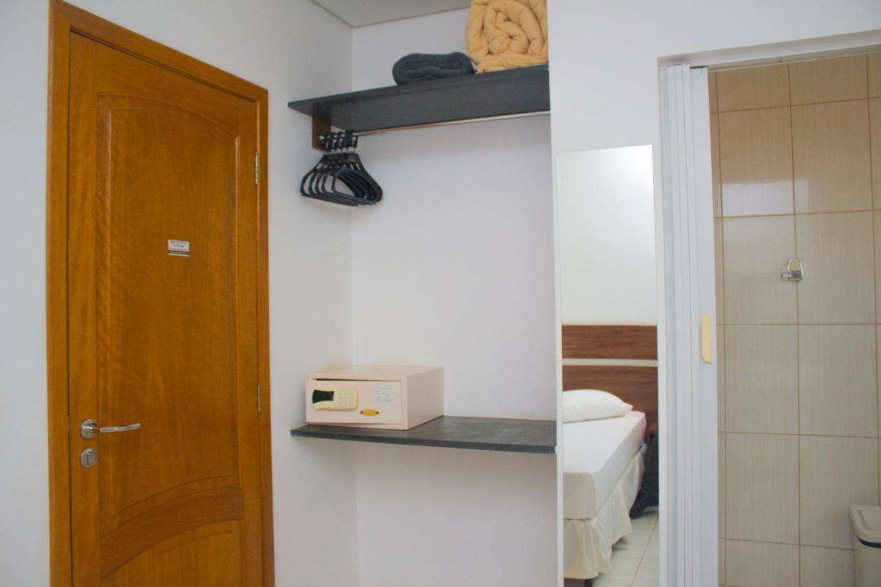 Hotel Garrafao - Rua Principal De โบยตูวา ภายนอก รูปภาพ